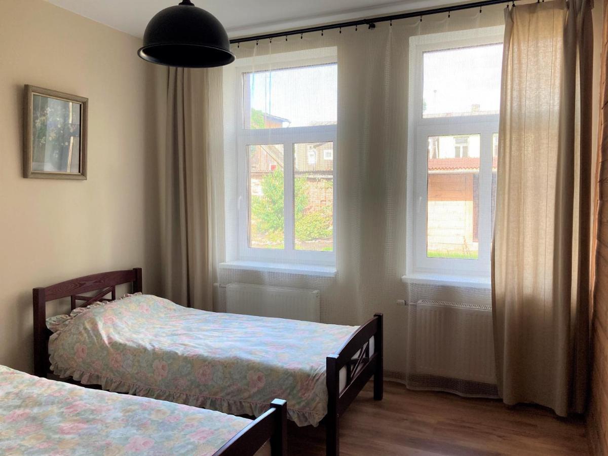 Apartamenti Starp Krastiem Лиепая Экстерьер фото