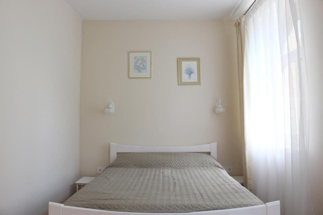 Apartamenti Starp Krastiem Лиепая Экстерьер фото