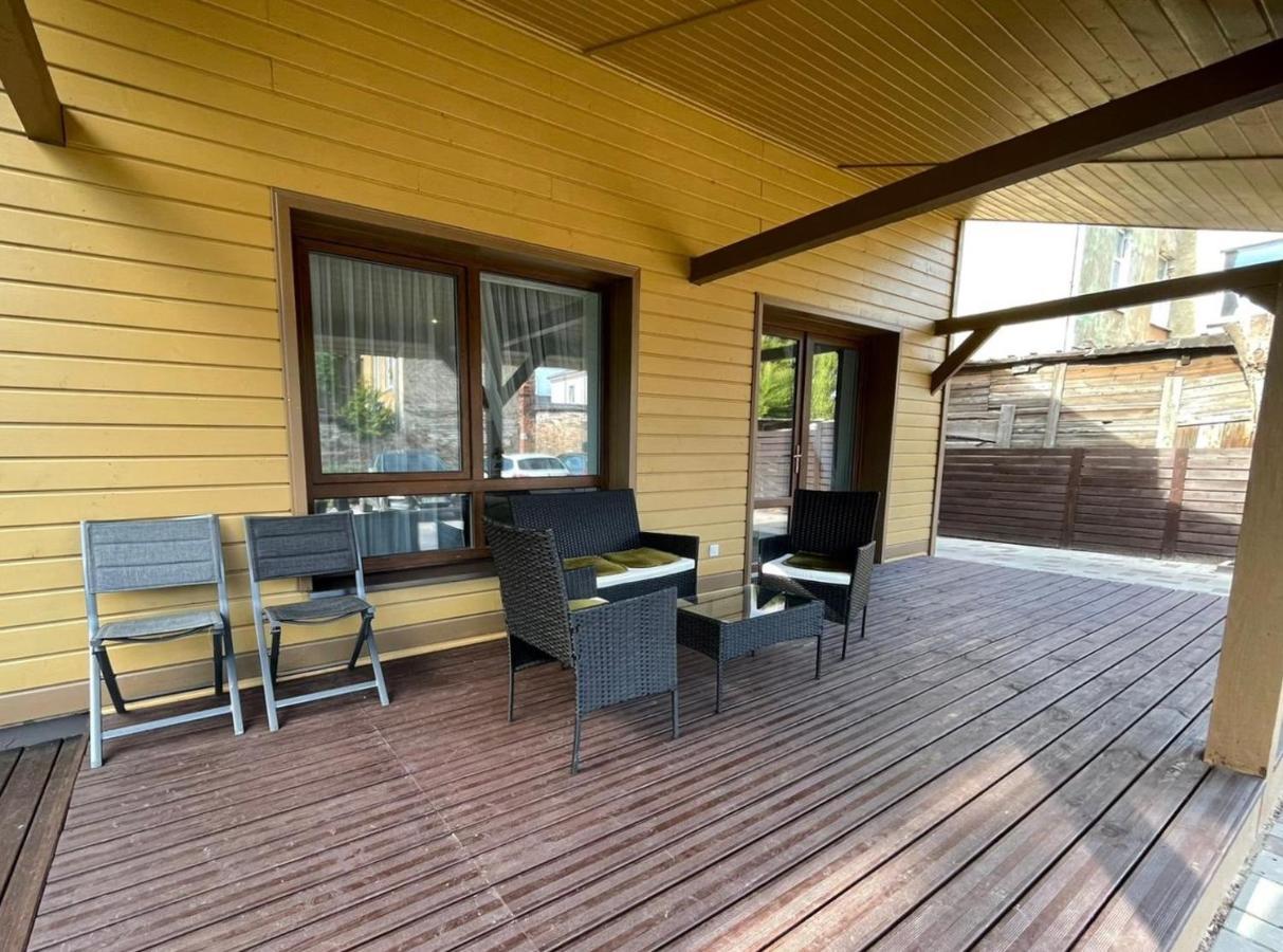 Apartamenti Starp Krastiem Лиепая Экстерьер фото